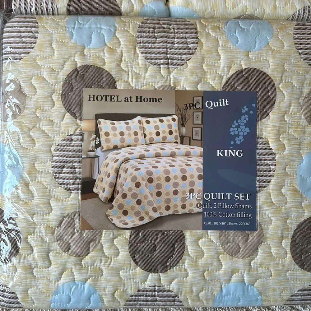 Hotel at home King 3pc Quilt set Dot with Stripes Brown and blue